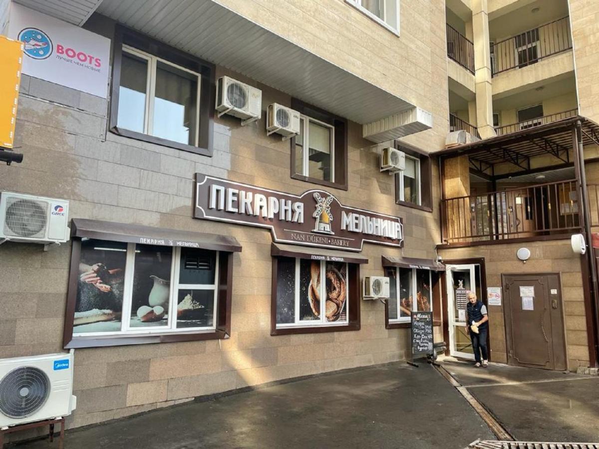 Студия New York В Самом Центре Города Lejlighed Almaty Eksteriør billede